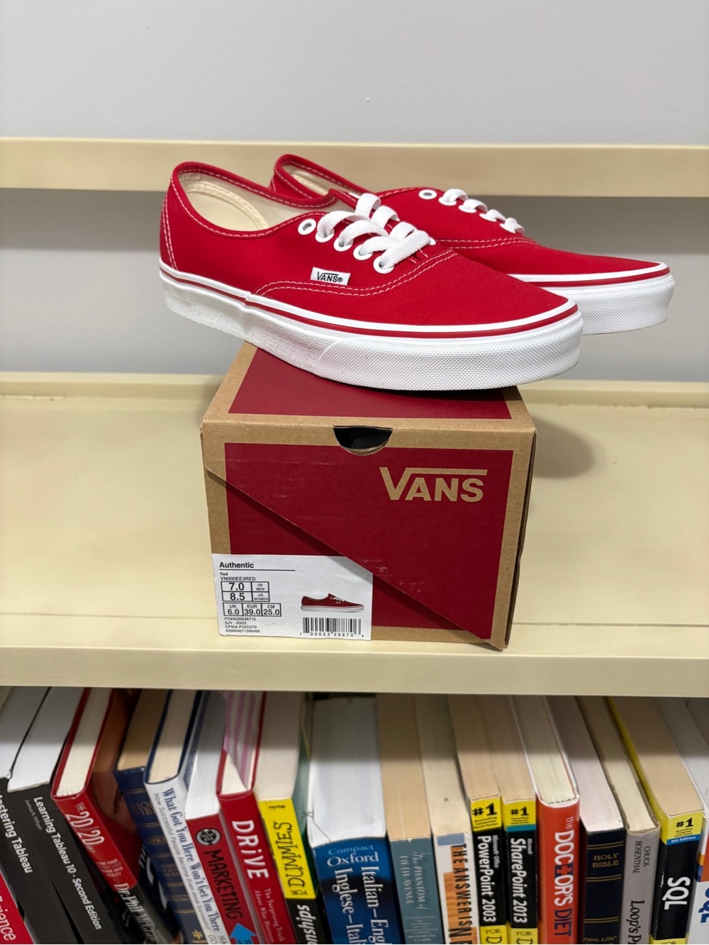 Vans Classic Low-Top Canvas Sneakers - Picture 2 of 8